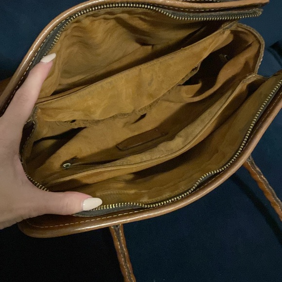 Patricia Nash brown leather shoulder bag - Picture 3 of 6